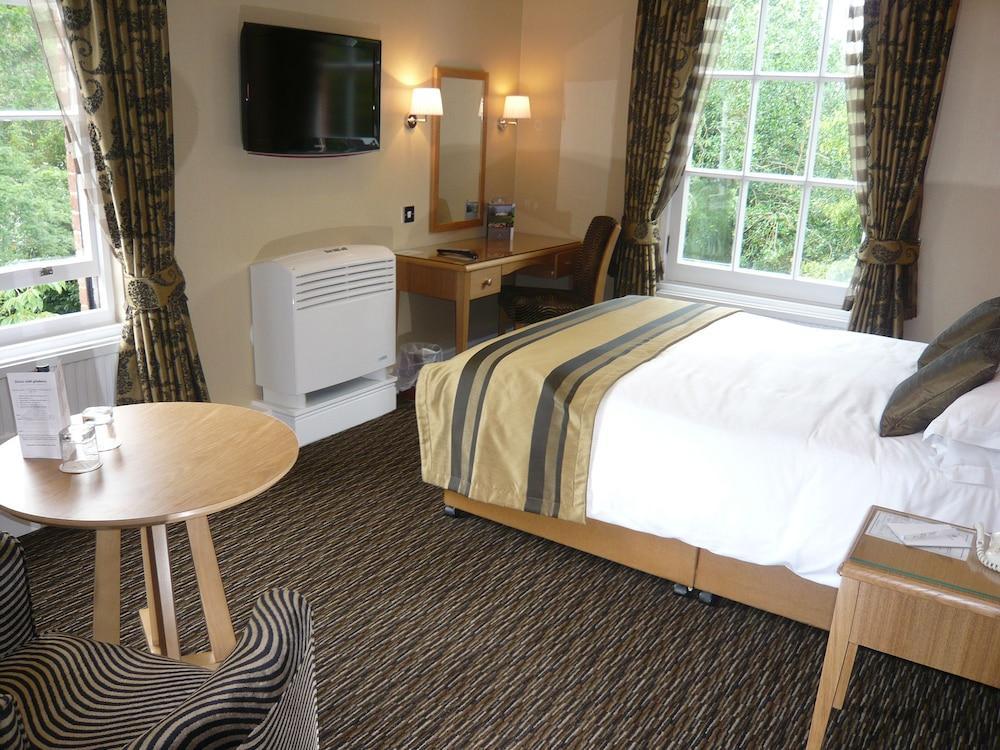 West Park Hotel 4*